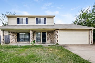 1508 Bandera Dr Arlington, TX 76018